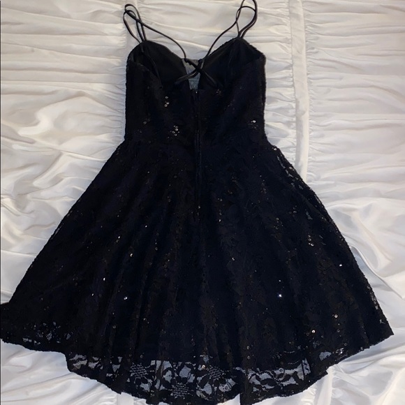 Sequin embroidered dress - Picture 4 of 5